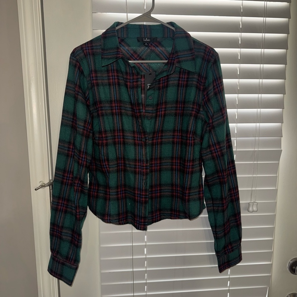 Lulu’s Women’s Cropped Flannel